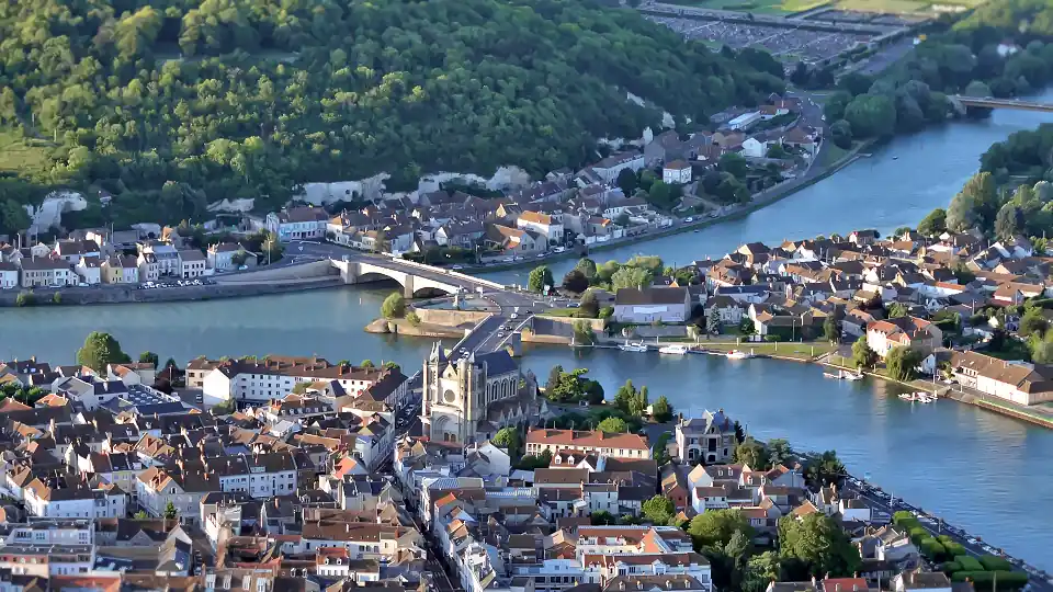image de la ville de montereau fault sur yonne
