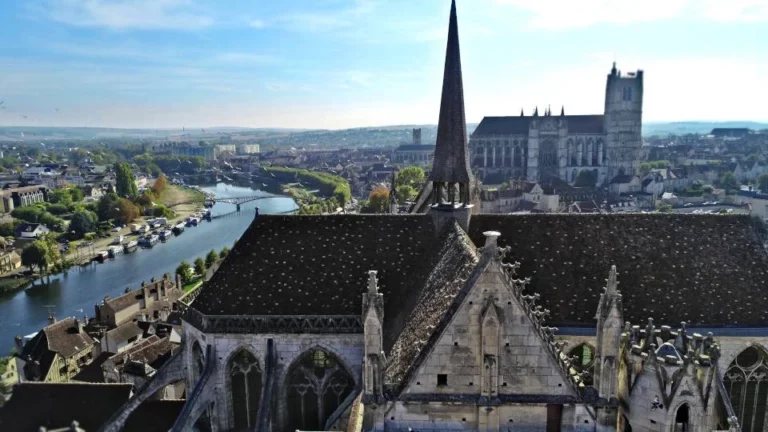 Auxerre, l’Yonne et la cathédrale Saint-Étienne