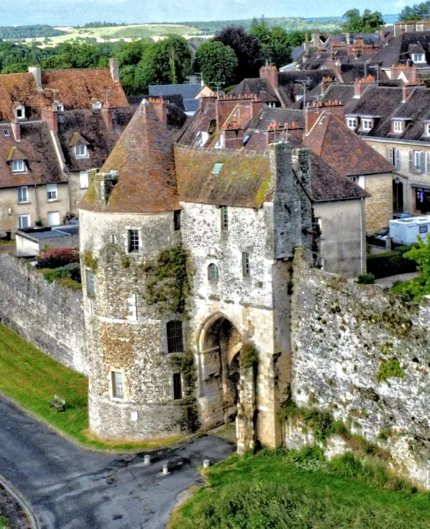 La porte des Cordeliers, sur les remparts de Falaise